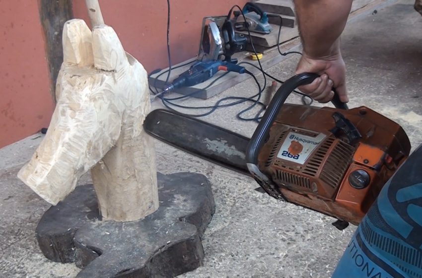  Conheça o artesão de Paraibuna que faz móveis e esculturas rústicas com a motosserra | Programa Sincovat