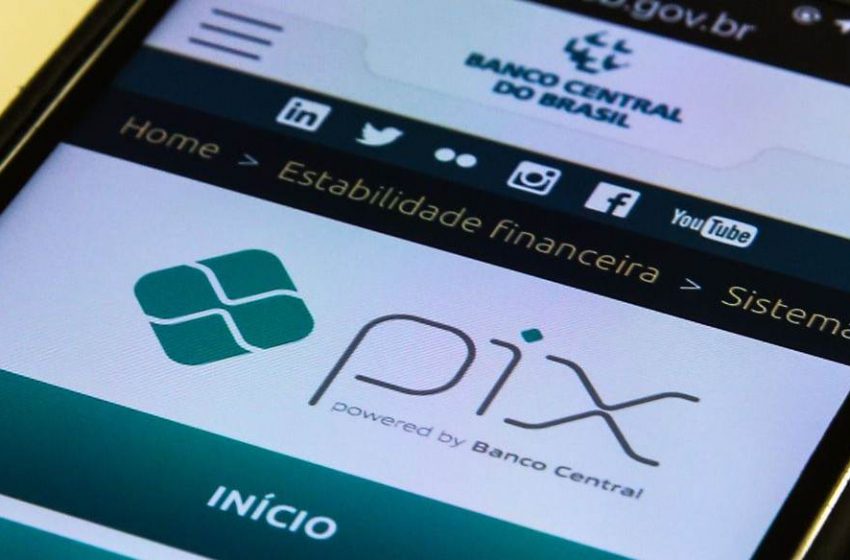  Cresce adesão do comércio ao PIX, diz Mercado Pago