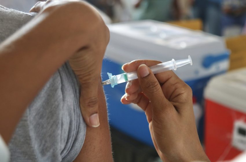  Taubaté inicia vacinação para pessoas entre 55 e 59 anos nesta 5ª feira