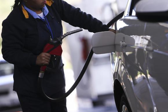  Gasolina: confira os 10 postos mais baratos da região e economize
