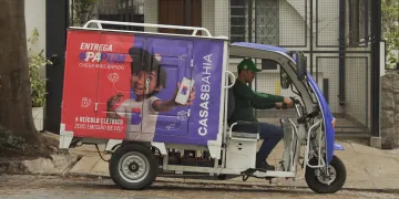  Projeto-piloto da Via adota tuk tuks elétricos para entregas das Casas Bahia