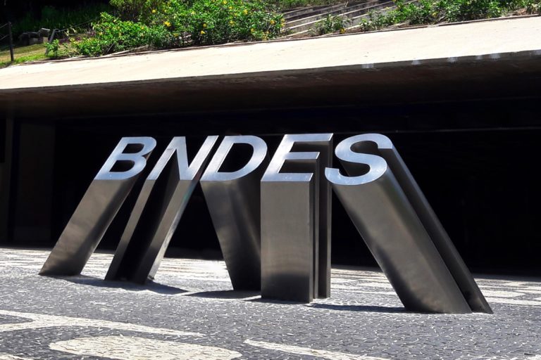  BNDES vai ajudar na capacitação de empreendedores de baixa renda