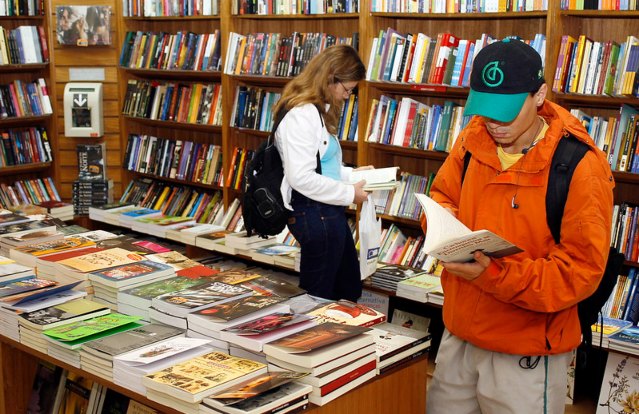  Venda de livros cai mais de 10% no Brasil em fevereiro