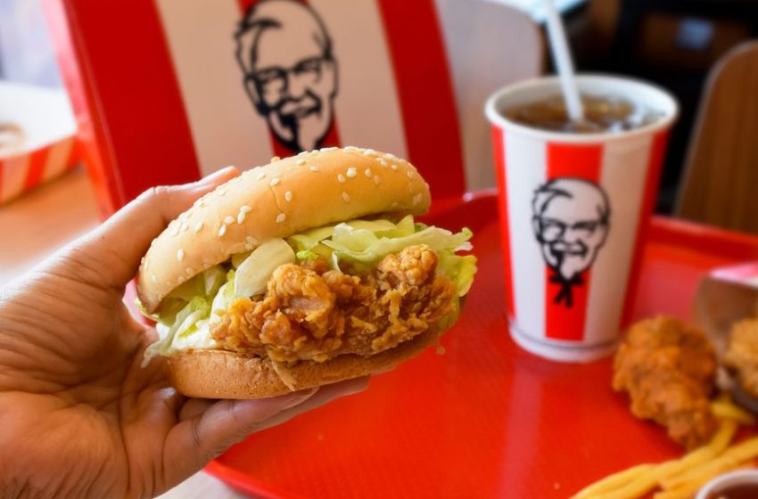  KFC faz campanha com efeitos 3D para atrair a atenção do consumidor