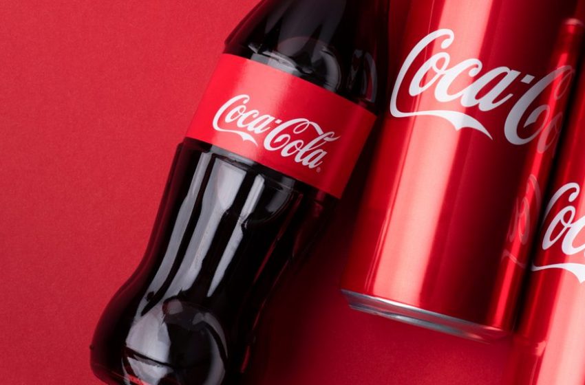  Coca-Cola supera previsões de lucro e receita no 3º tri