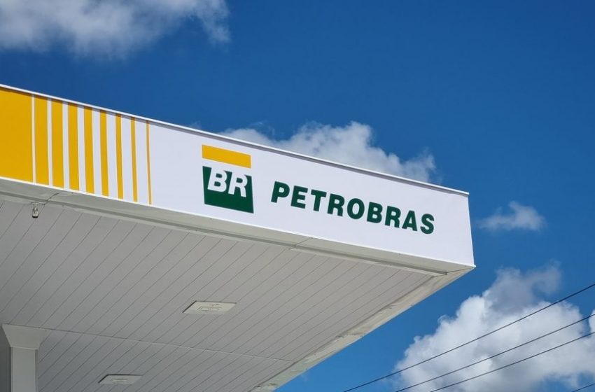  Petrobras se compromete a priorizar colaboradores transferidos por venda de ativos e custear retorno